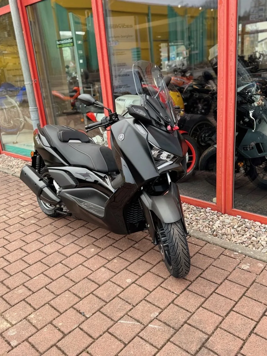 Yamaha XMAX 300 Tech MAX+