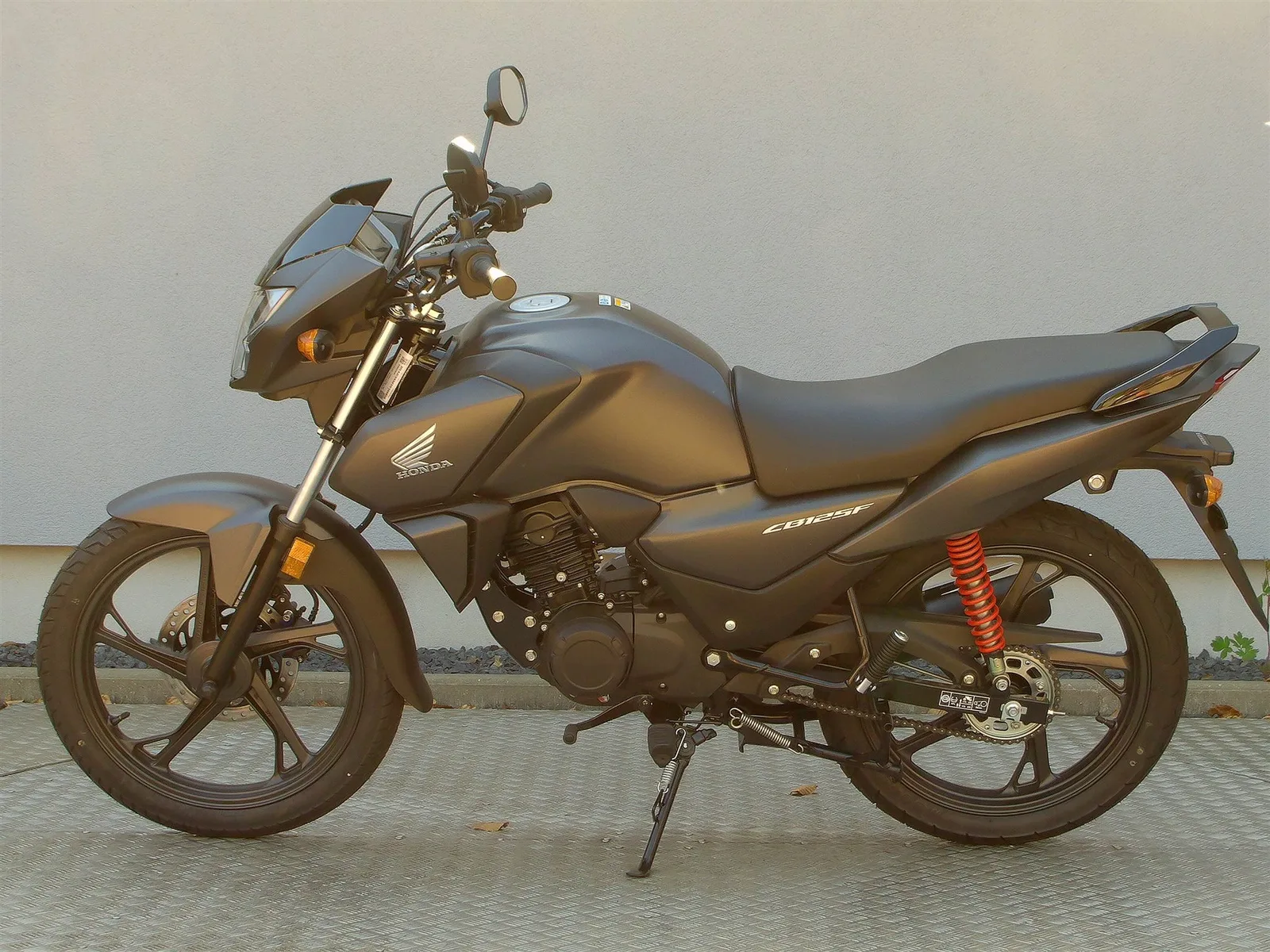 Honda CB125F # 6 Jahre Garantie # \*50/50 Finanzierung