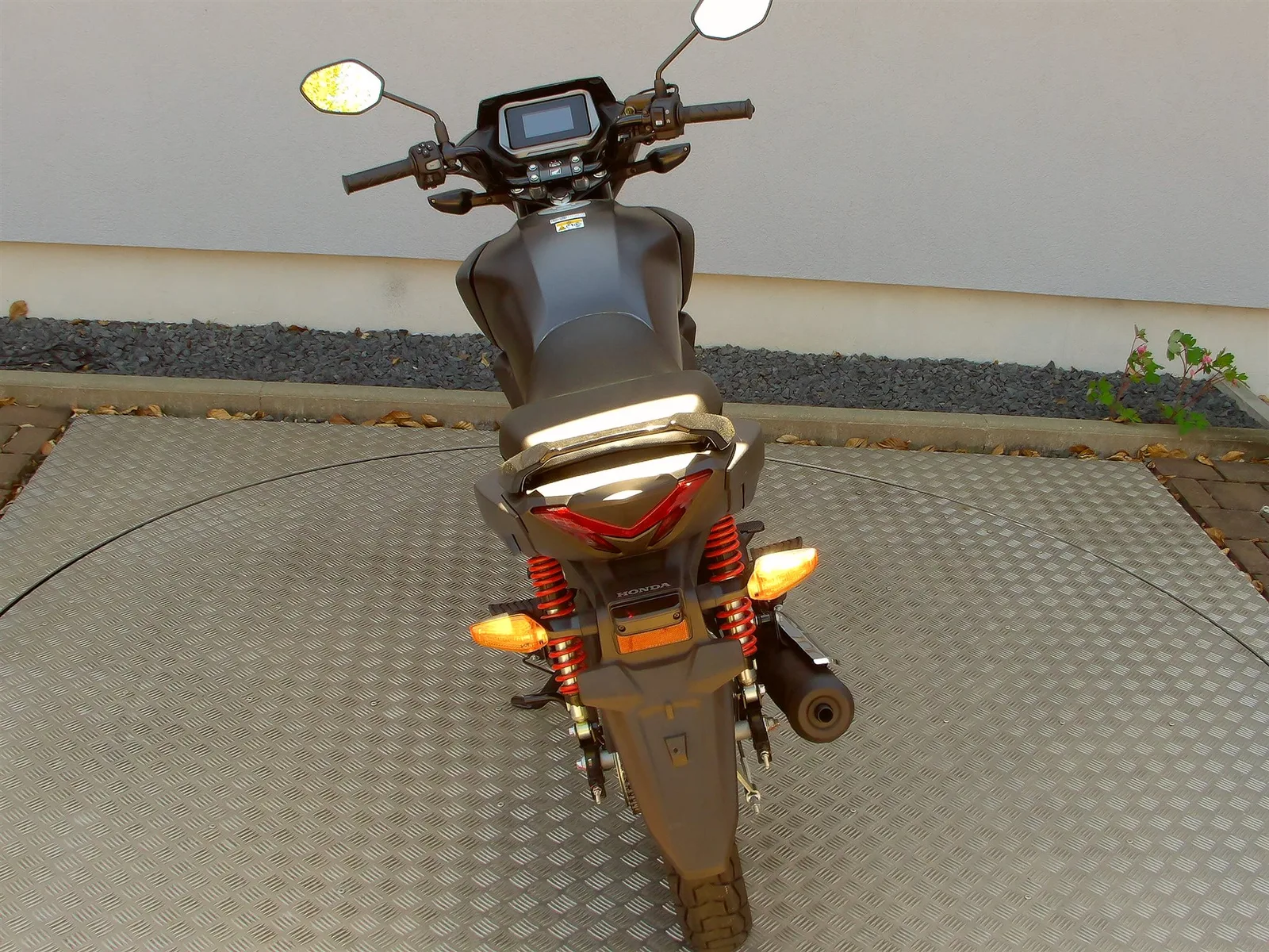 Honda CB125F # 6 Jahre Garantie # \*50/50 Finanzierung