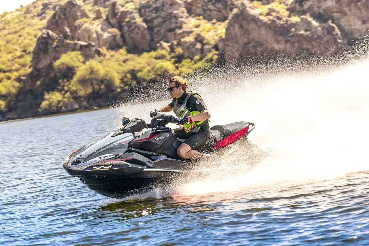 Kawasaki ULTRA 160LX-S Modell 2026