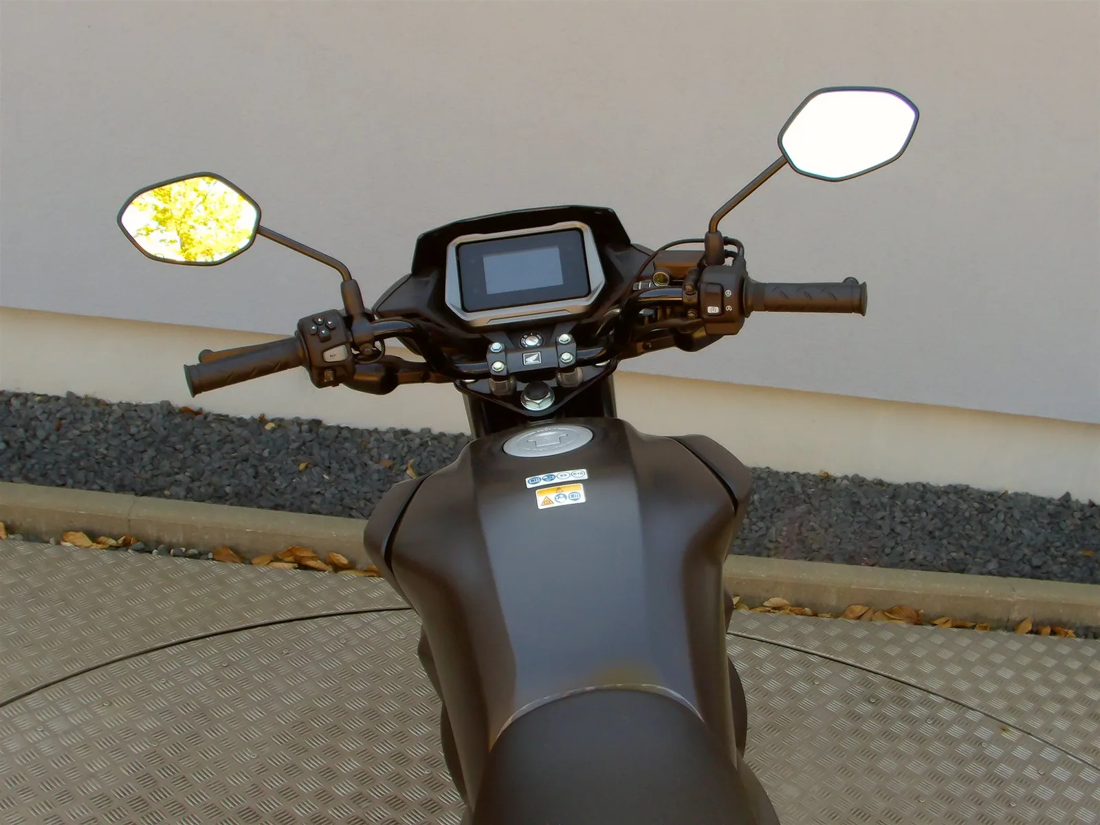 Honda CB125F # 6 Jahre Garantie # \*50/50 Finanzierung