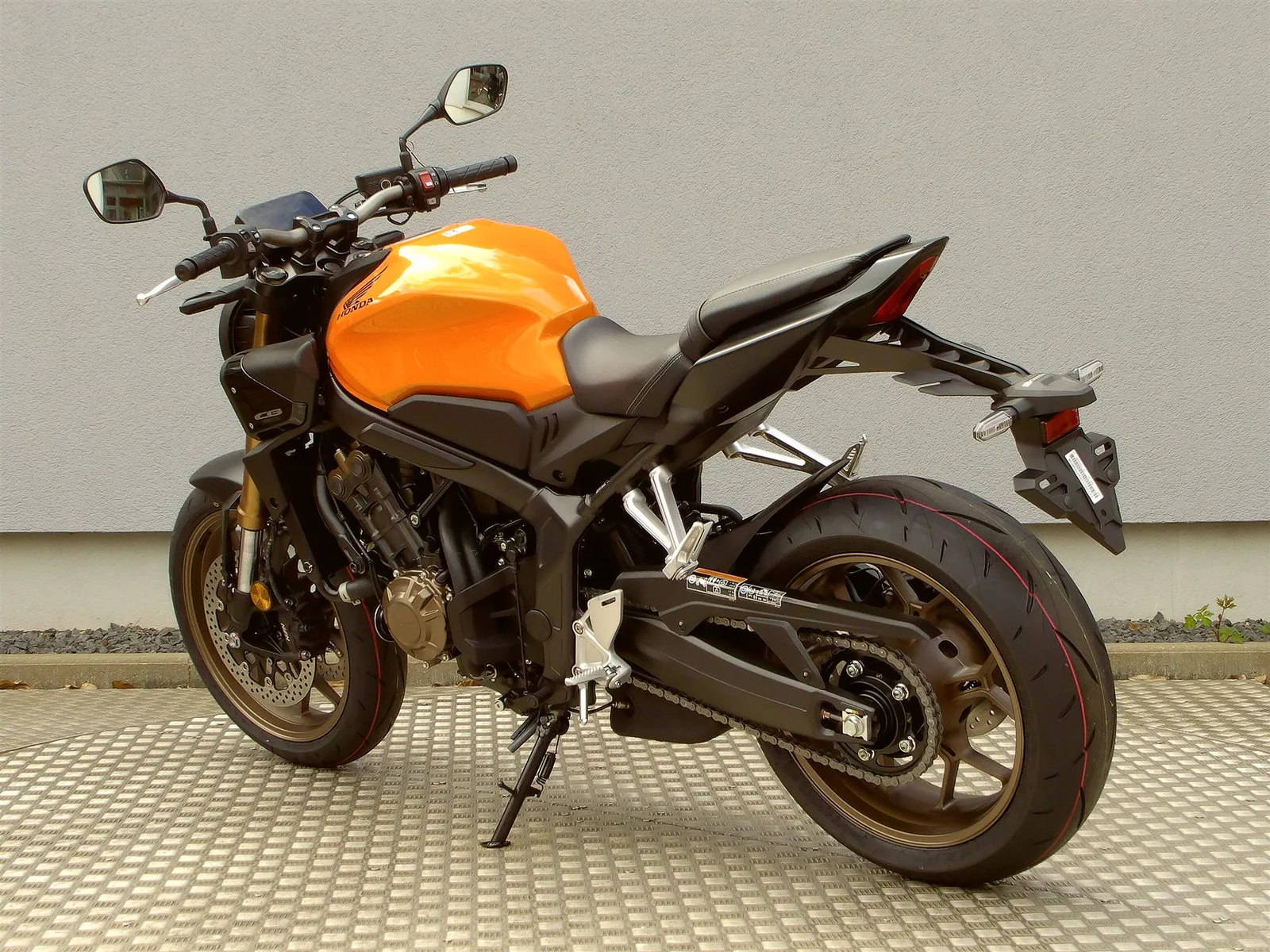 Honda CB650R MJ 2026