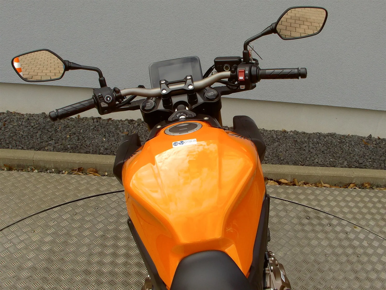 Honda CB650R MJ 2026