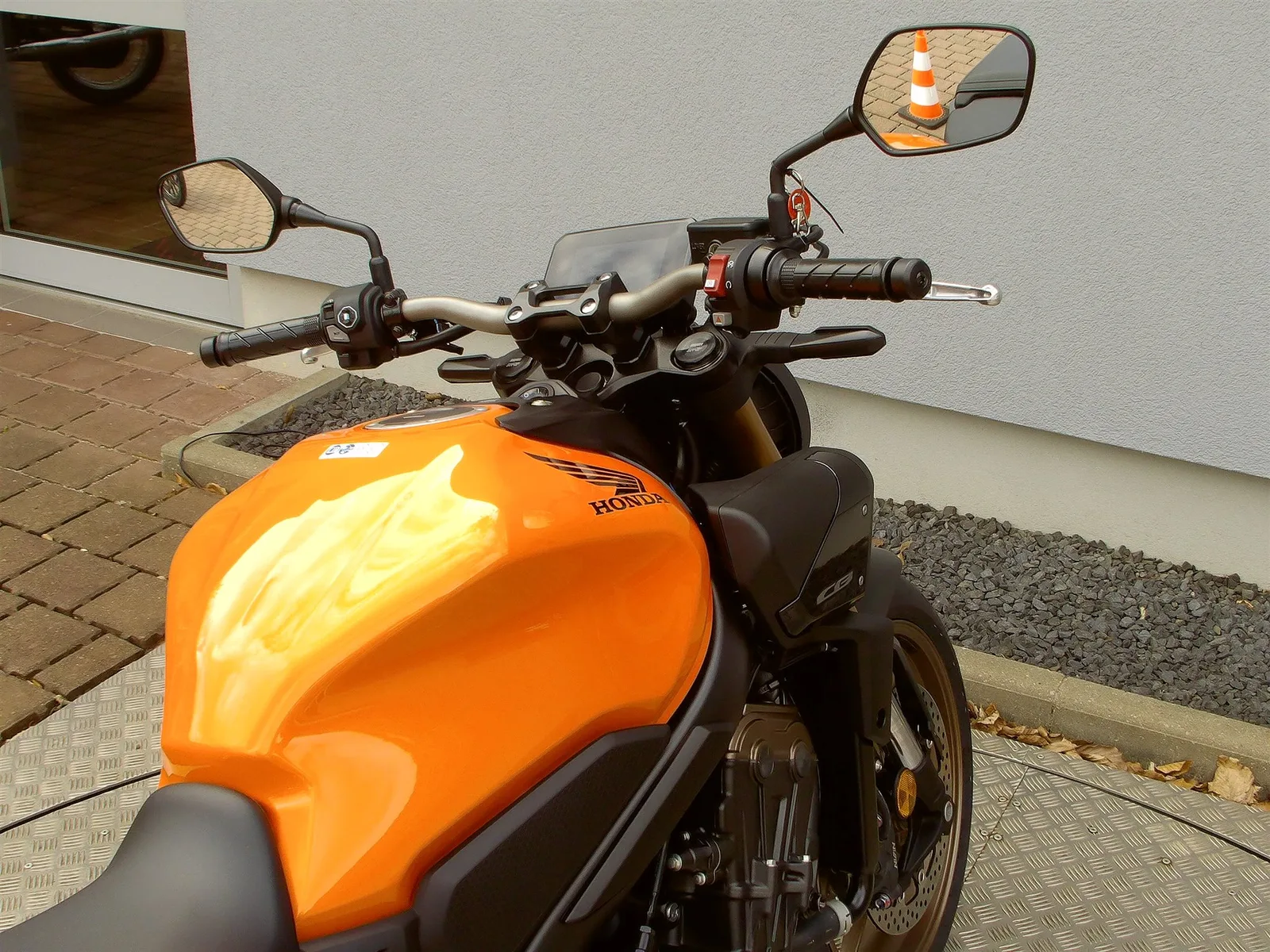 Honda CB650R MJ 2026