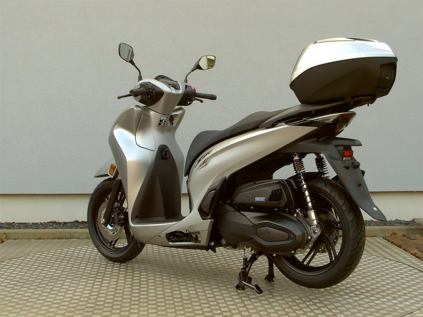 Honda SH350i