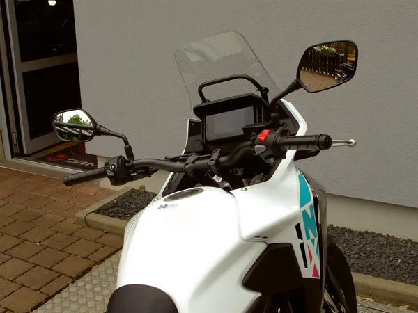 Honda NX500 E-Clutch 50/50 Finanzierung\* möglich