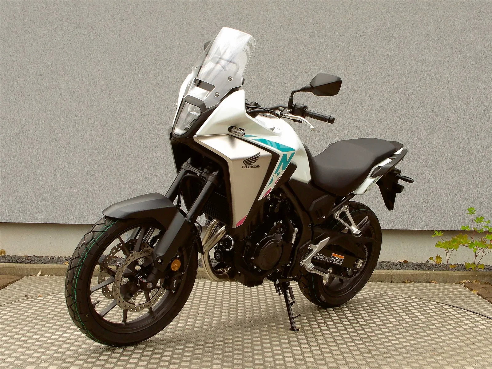 Honda NX500 E-Clutch 50/50 Finanzierung\* möglich