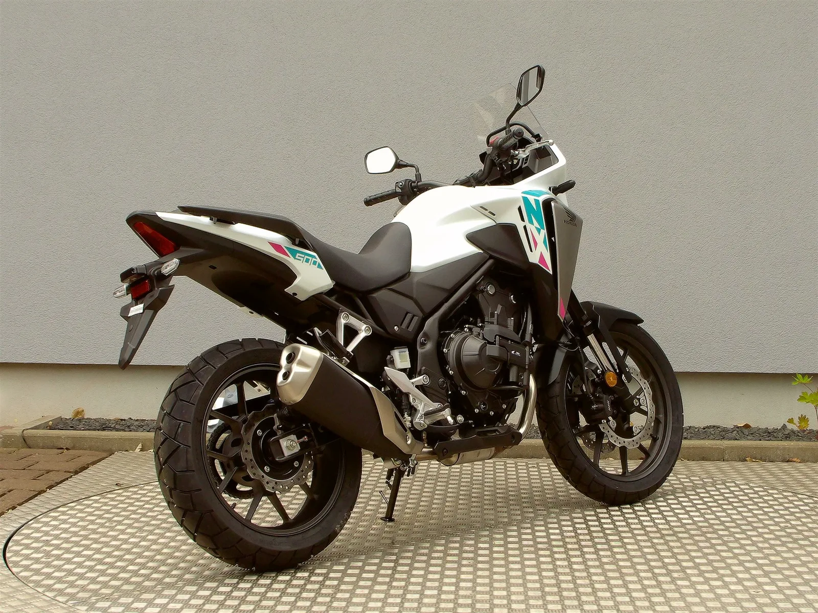 Honda NX500 E-Clutch 50/50 Finanzierung\* möglich