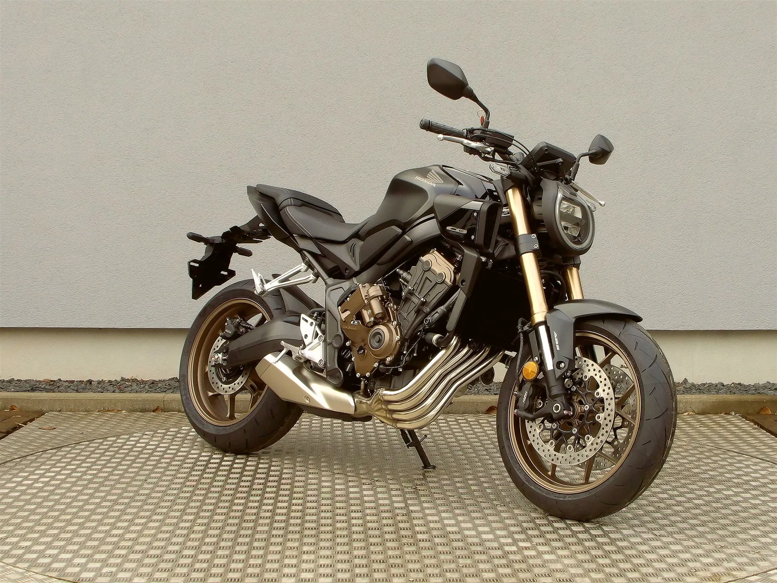 Honda CB650R E-Clutch # 6 Jahre Garantie # \*50/50 Finanzierung