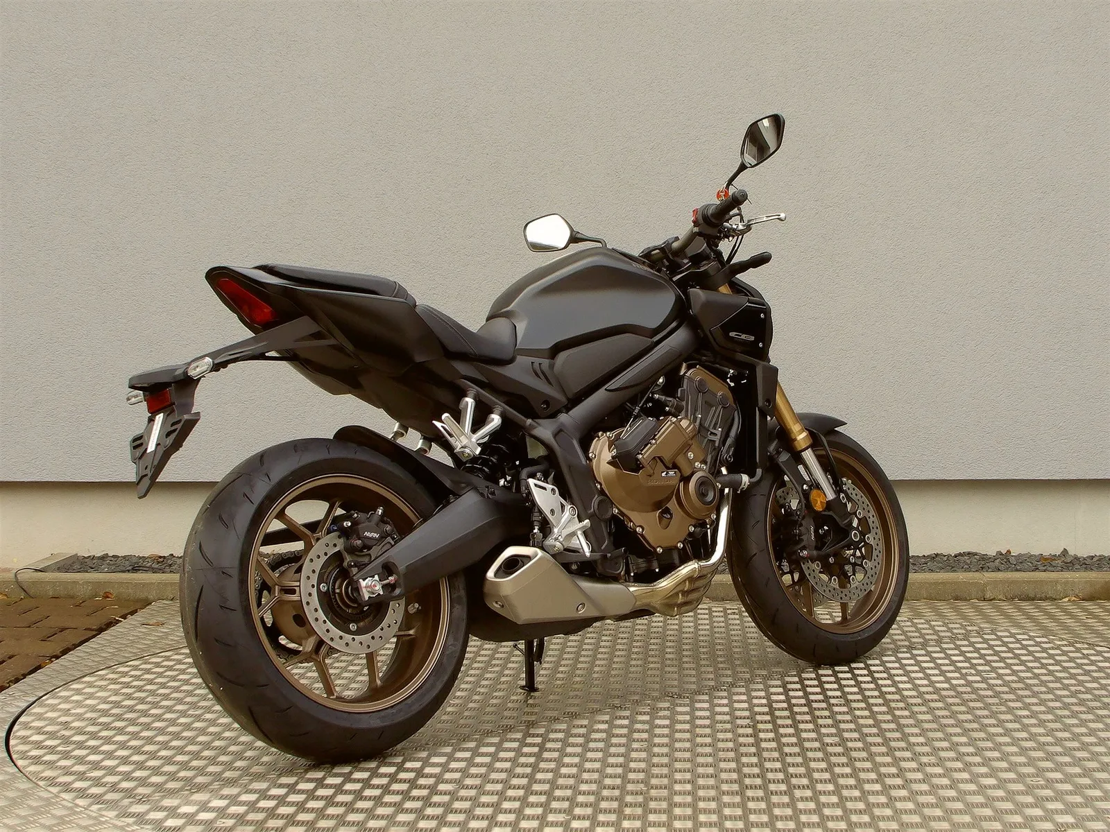 Honda CB650R E-Clutch # 6 Jahre Garantie # \*50/50 Finanzierung