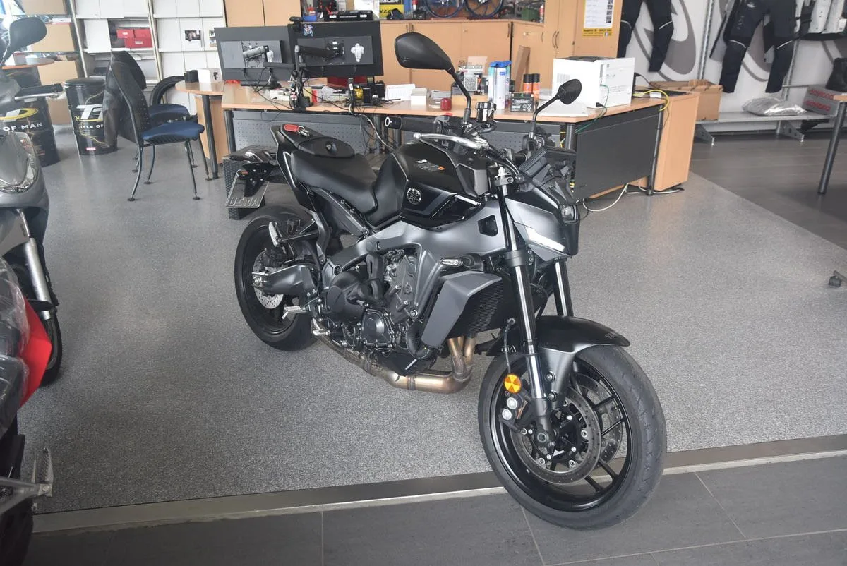 Yamaha MT-09 Y-AMT MT 09 YAMT