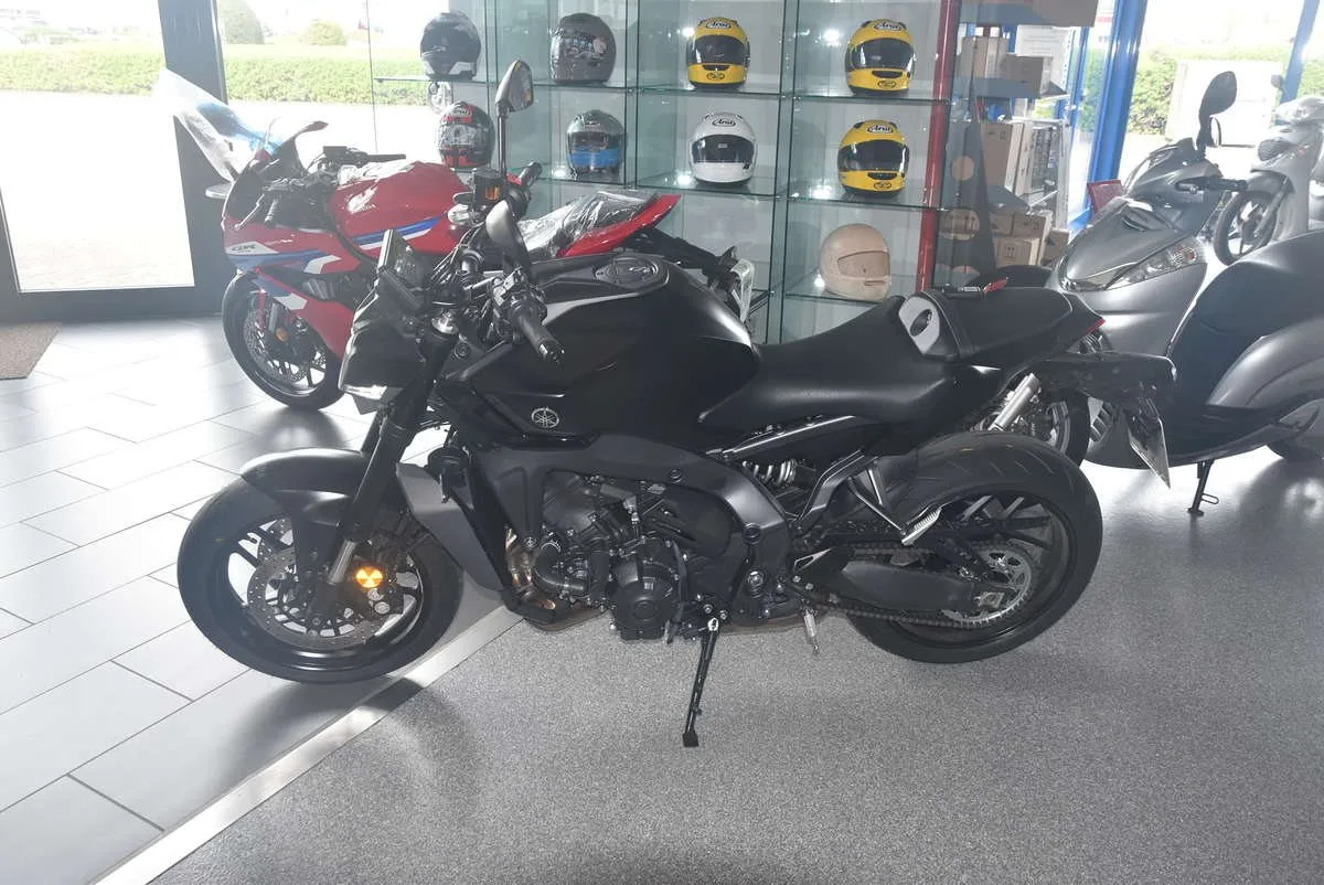 Yamaha MT-09 Y-AMT MT 09 YAMT