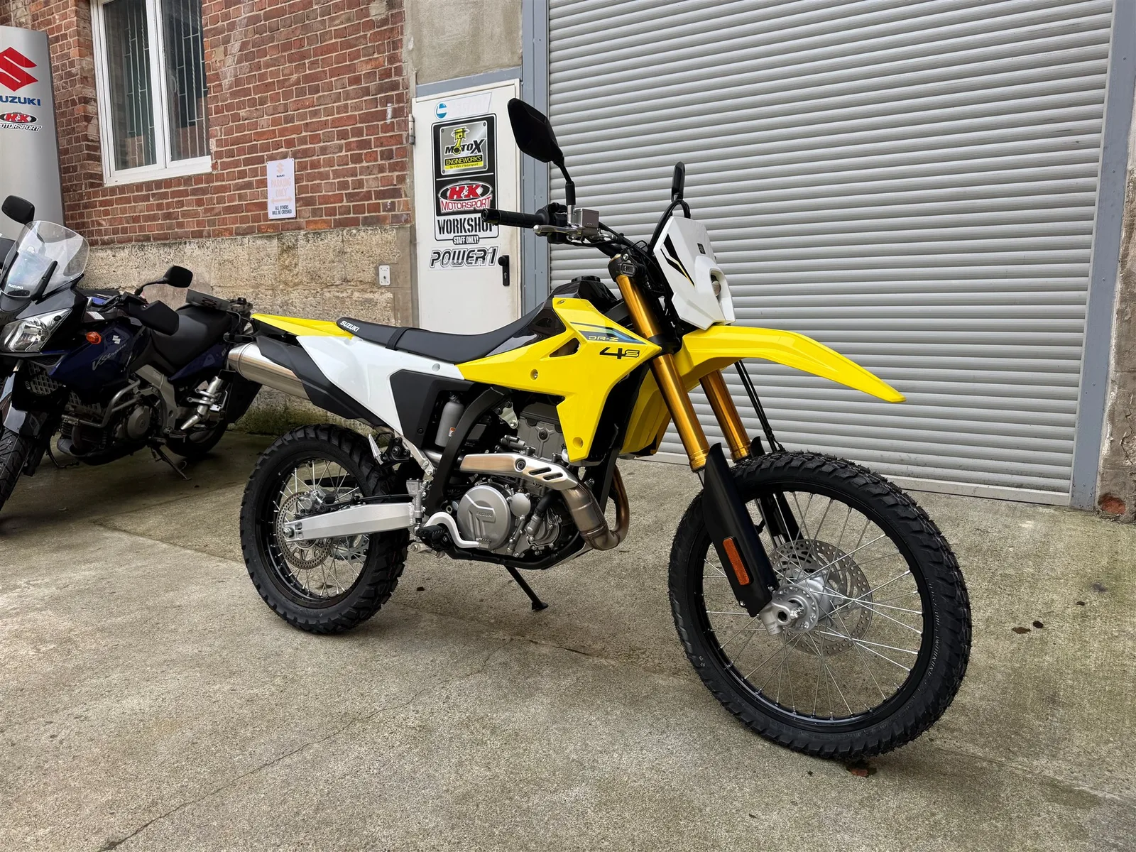 Suzuki DR-Z4S
