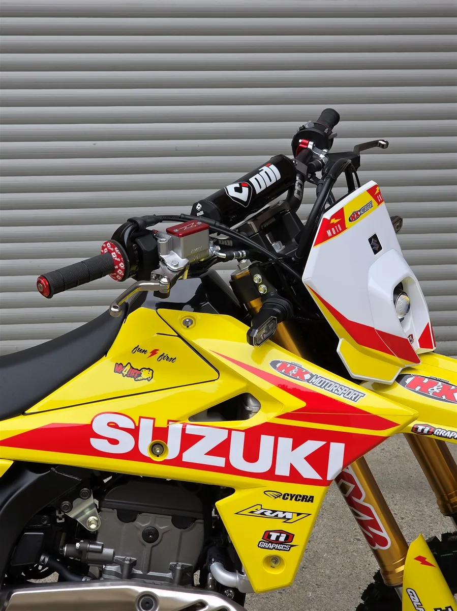 Suzuki DR-Z4S