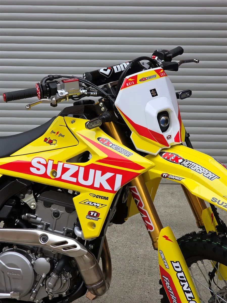 Suzuki DR-Z4S