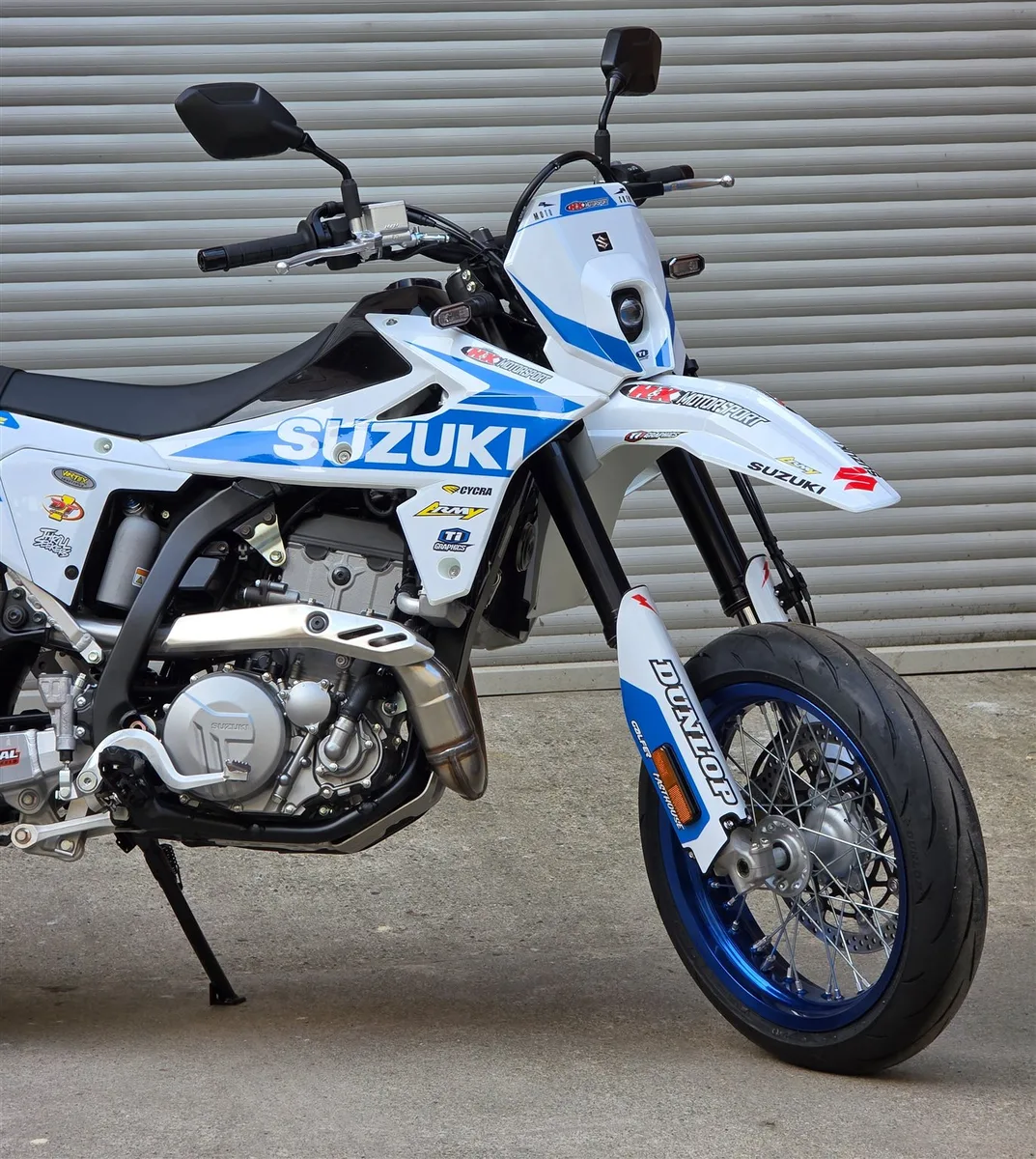 Suzuki DR-Z4SM SUPERMOTO