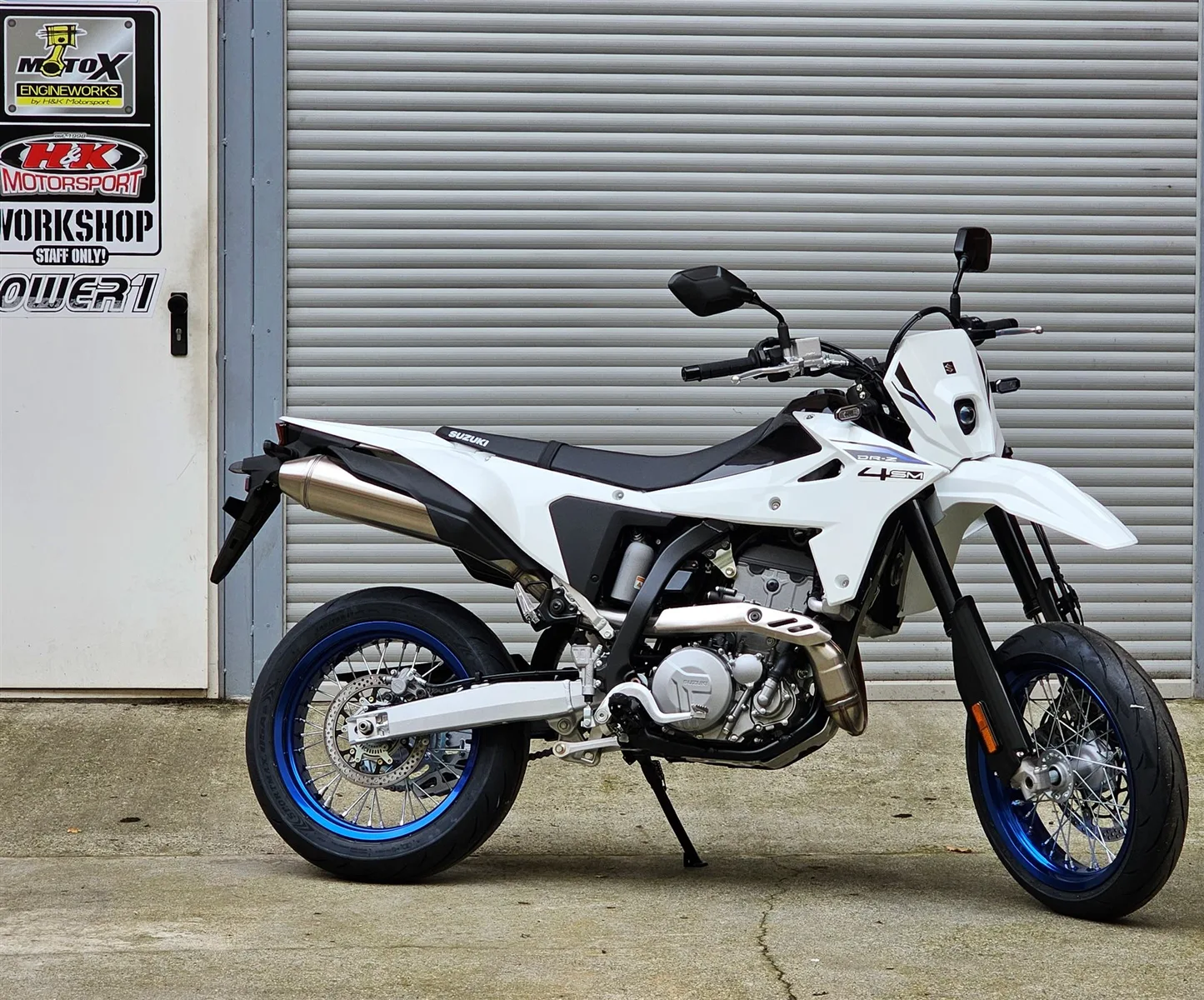 Suzuki DR-Z4SM SUPERMOTO