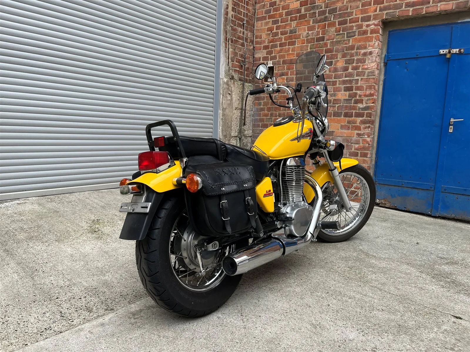 Suzuki Savage LS 650