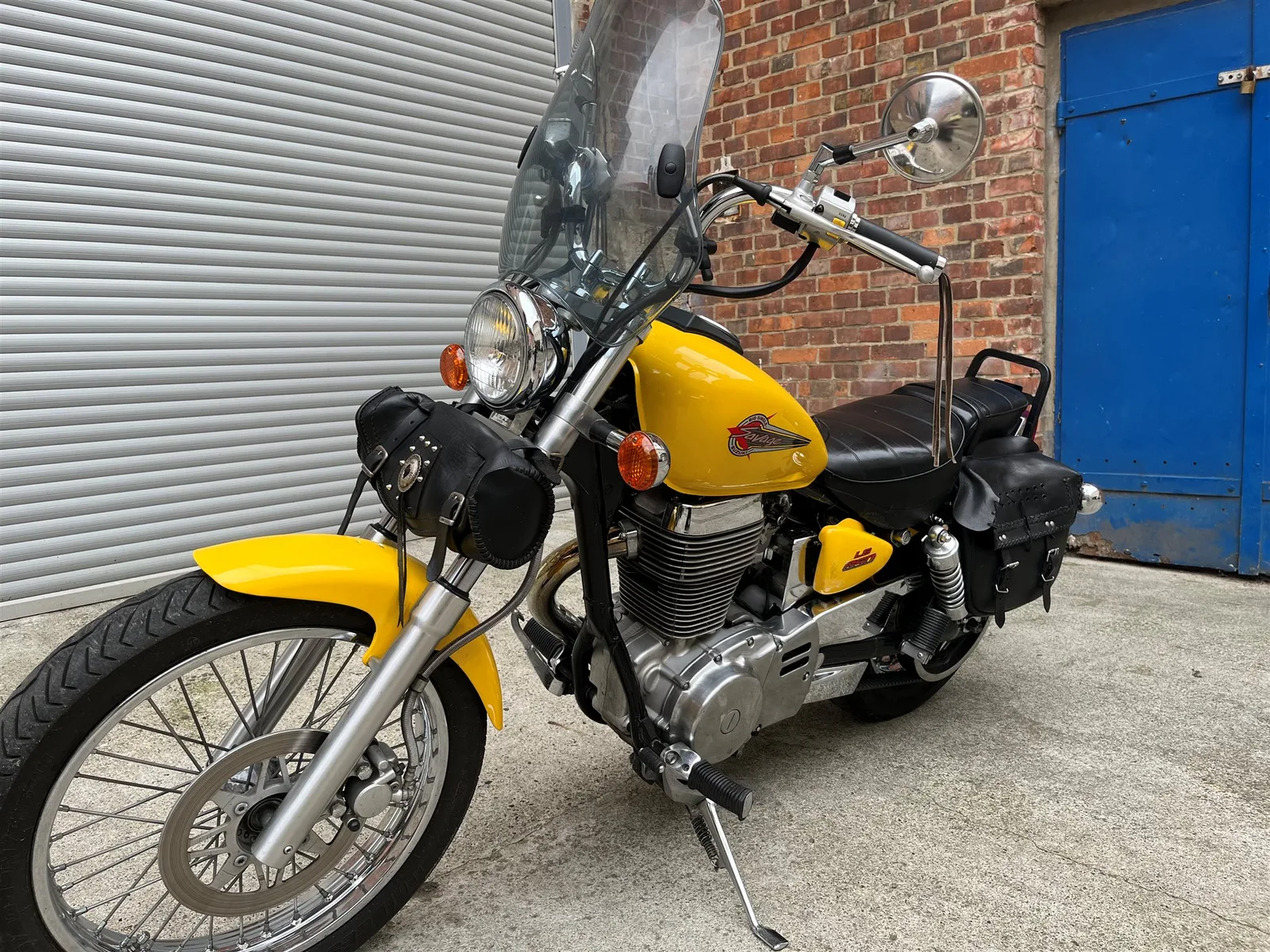 Suzuki Savage LS 650