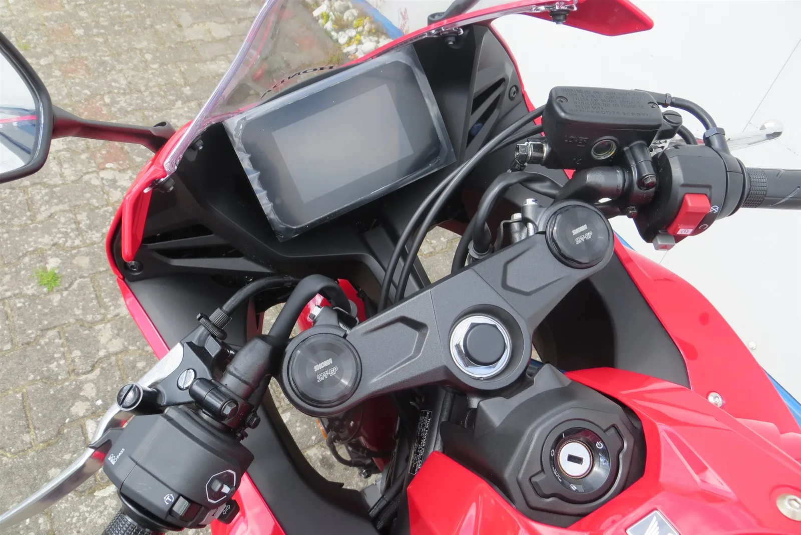 Honda CBR650R E-Clutch Neufahrzeug - Finanzierung