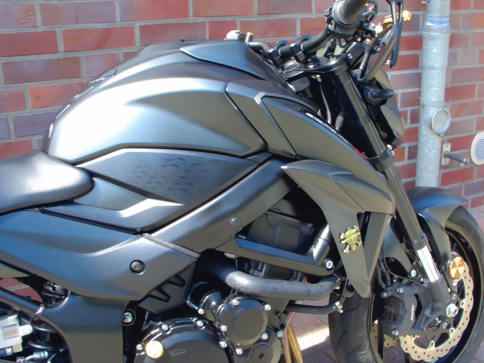 Suzuki GSX-S750