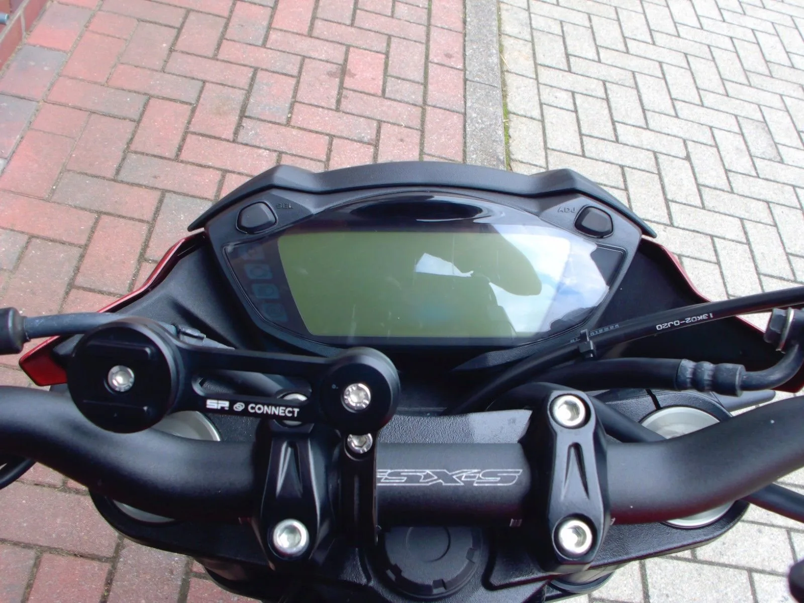 Suzuki GSX-S750