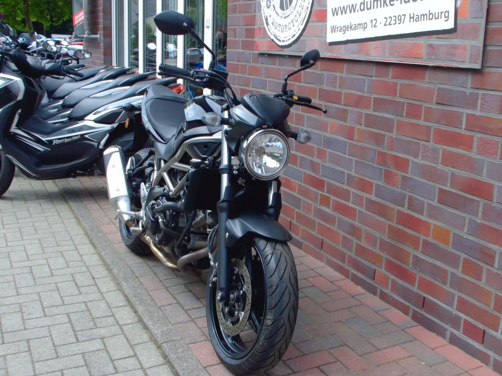 Suzuki SV650 ABS 1. Hand
