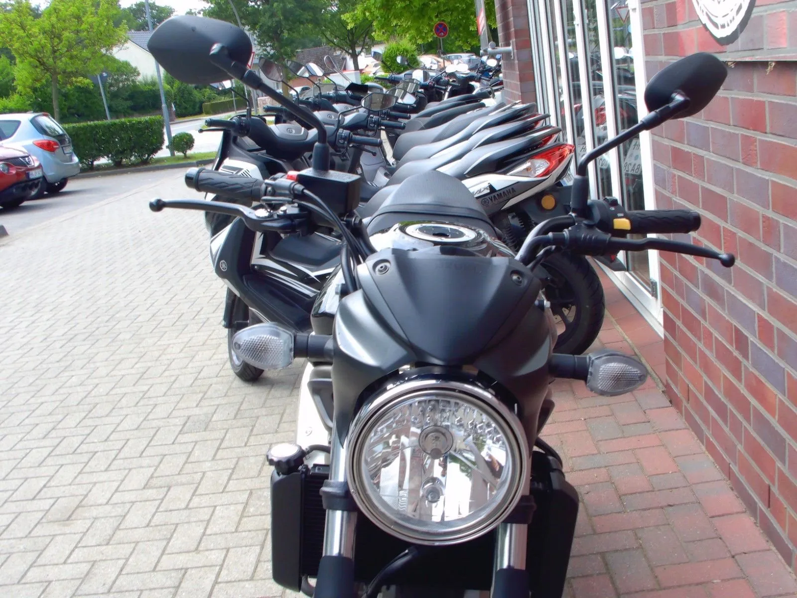Suzuki SV650 ABS 1. Hand