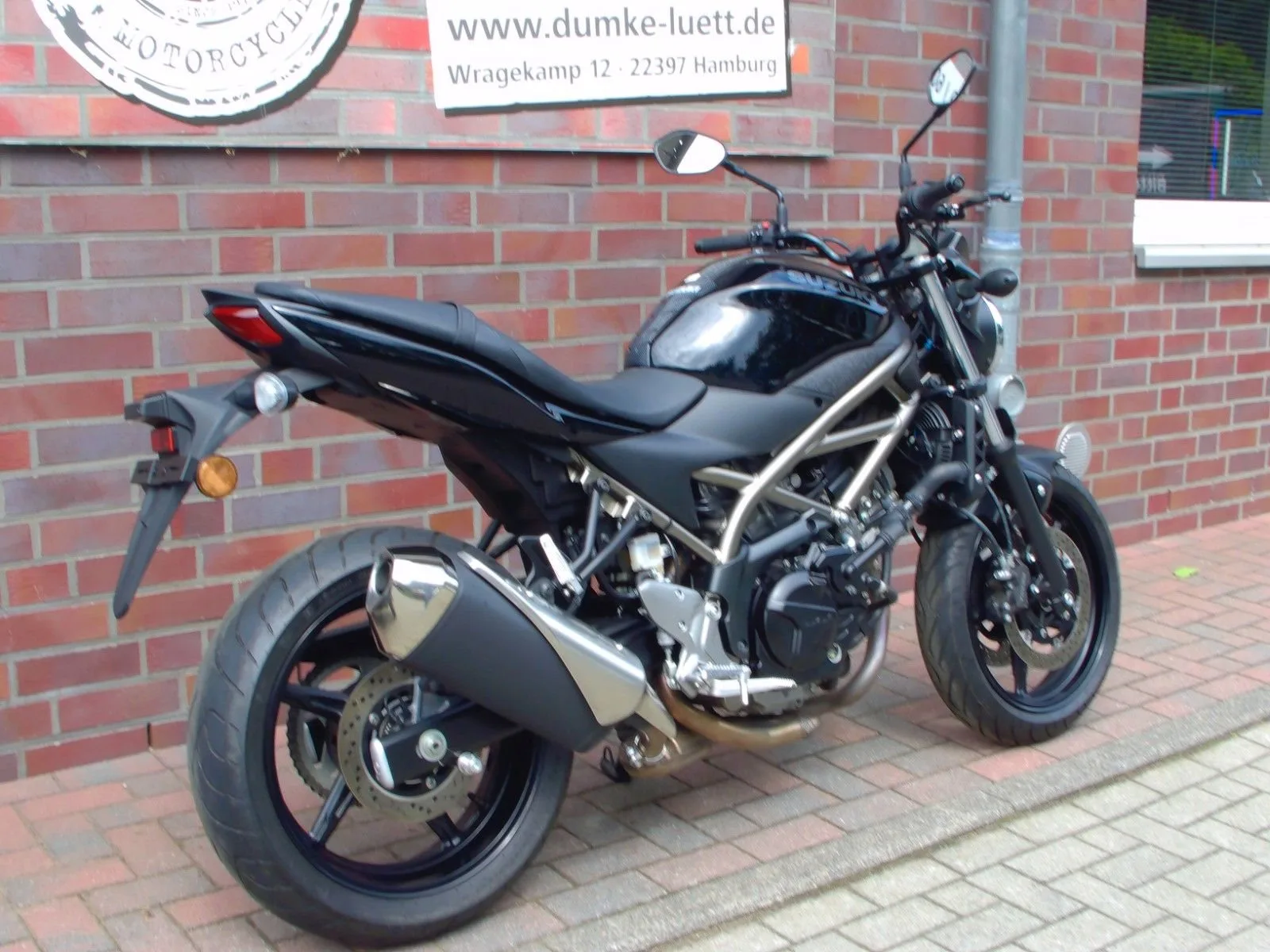 Suzuki SV650 ABS 1. Hand