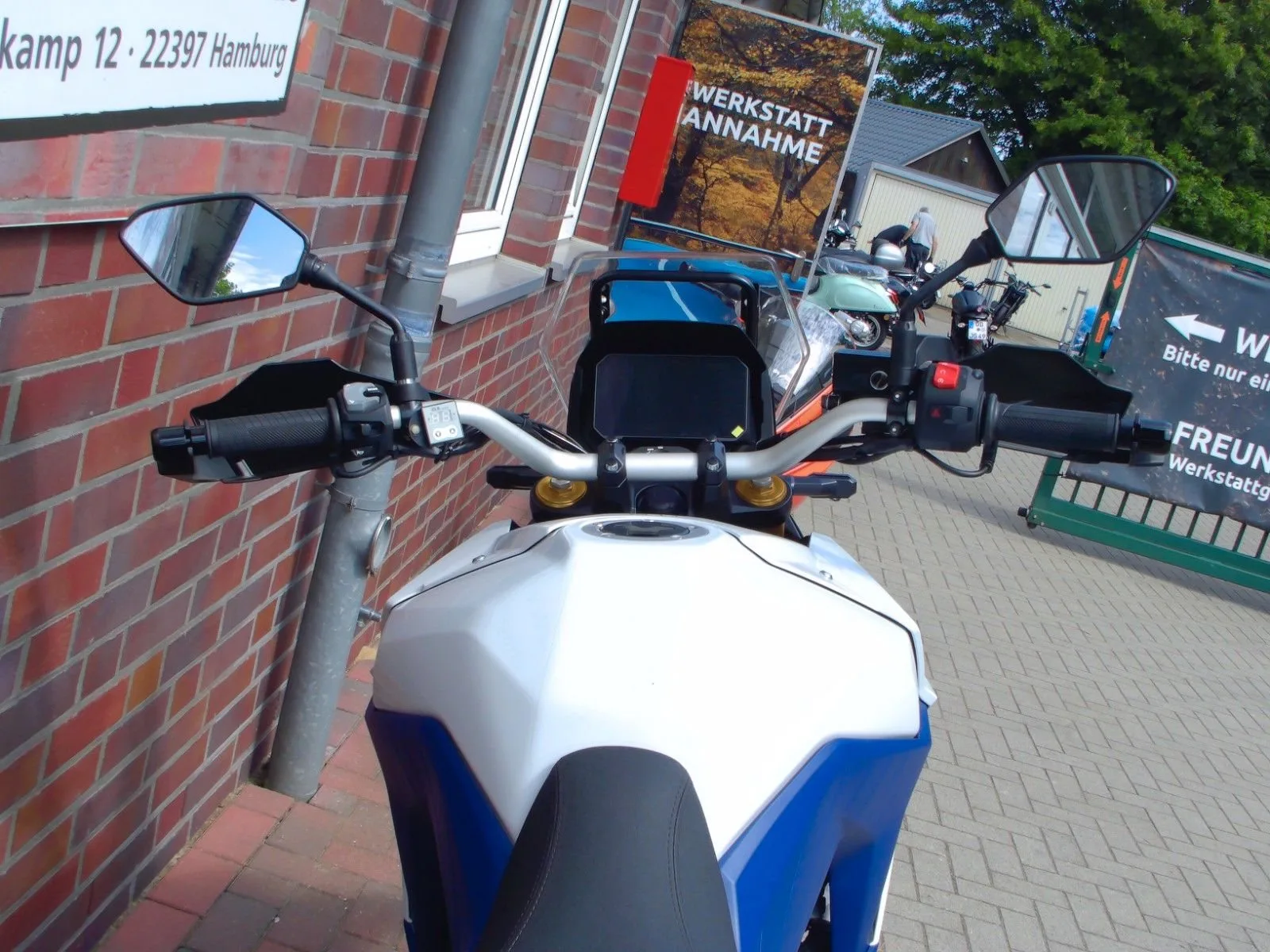 Suzuki V-Strom 800DE