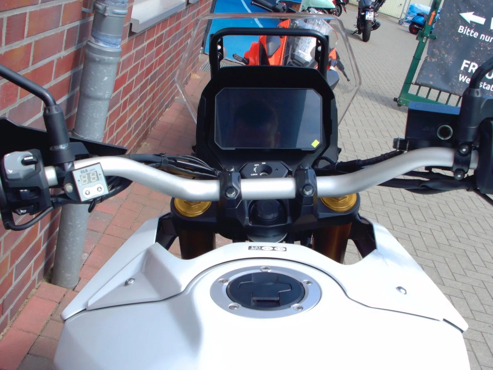 Suzuki V-Strom 800DE
