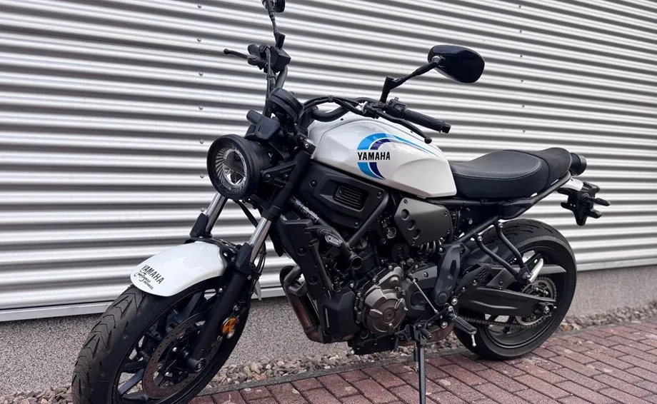 Yamaha XSR700