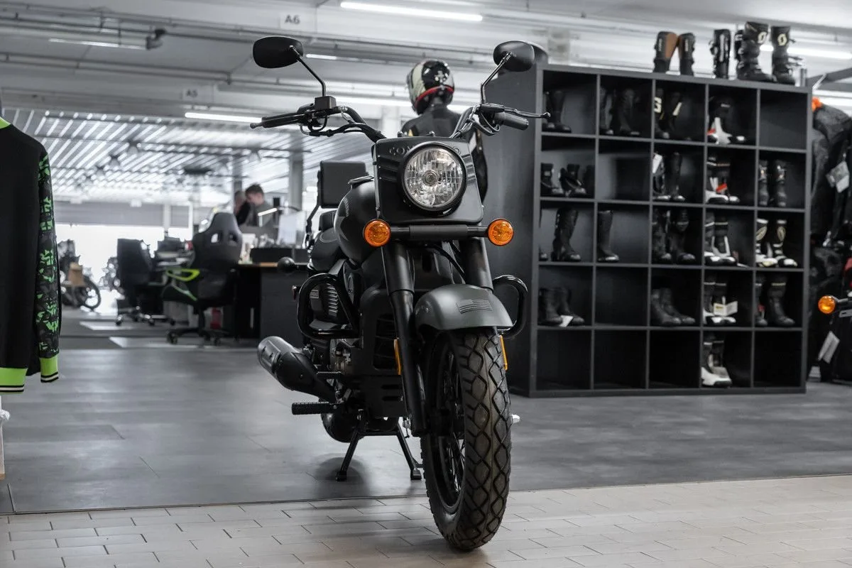 United Motors UM Renegade Commando 125