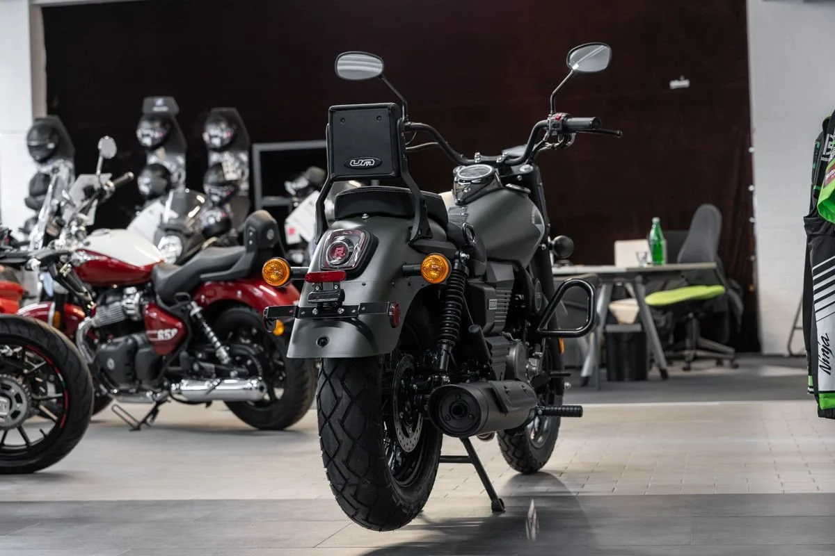United Motors UM Renegade Commando 125