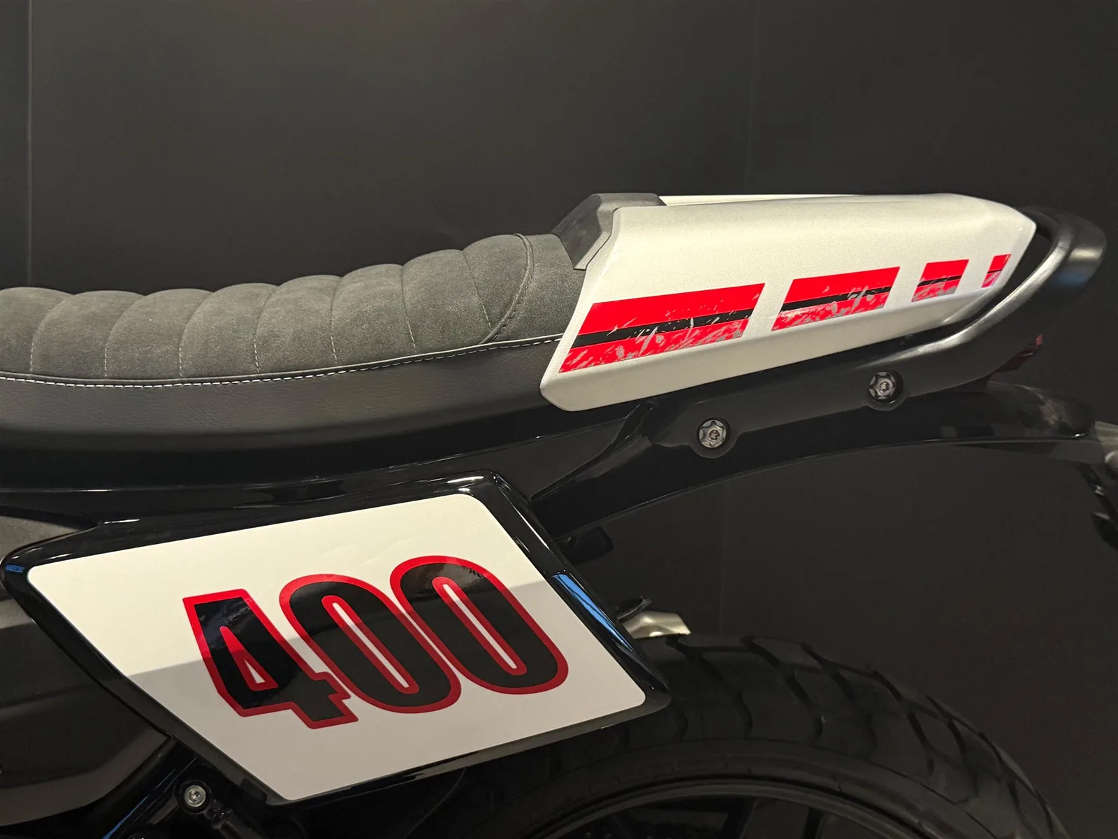 Triumph Tracker 400 SOFORT VERFÜGBAR!