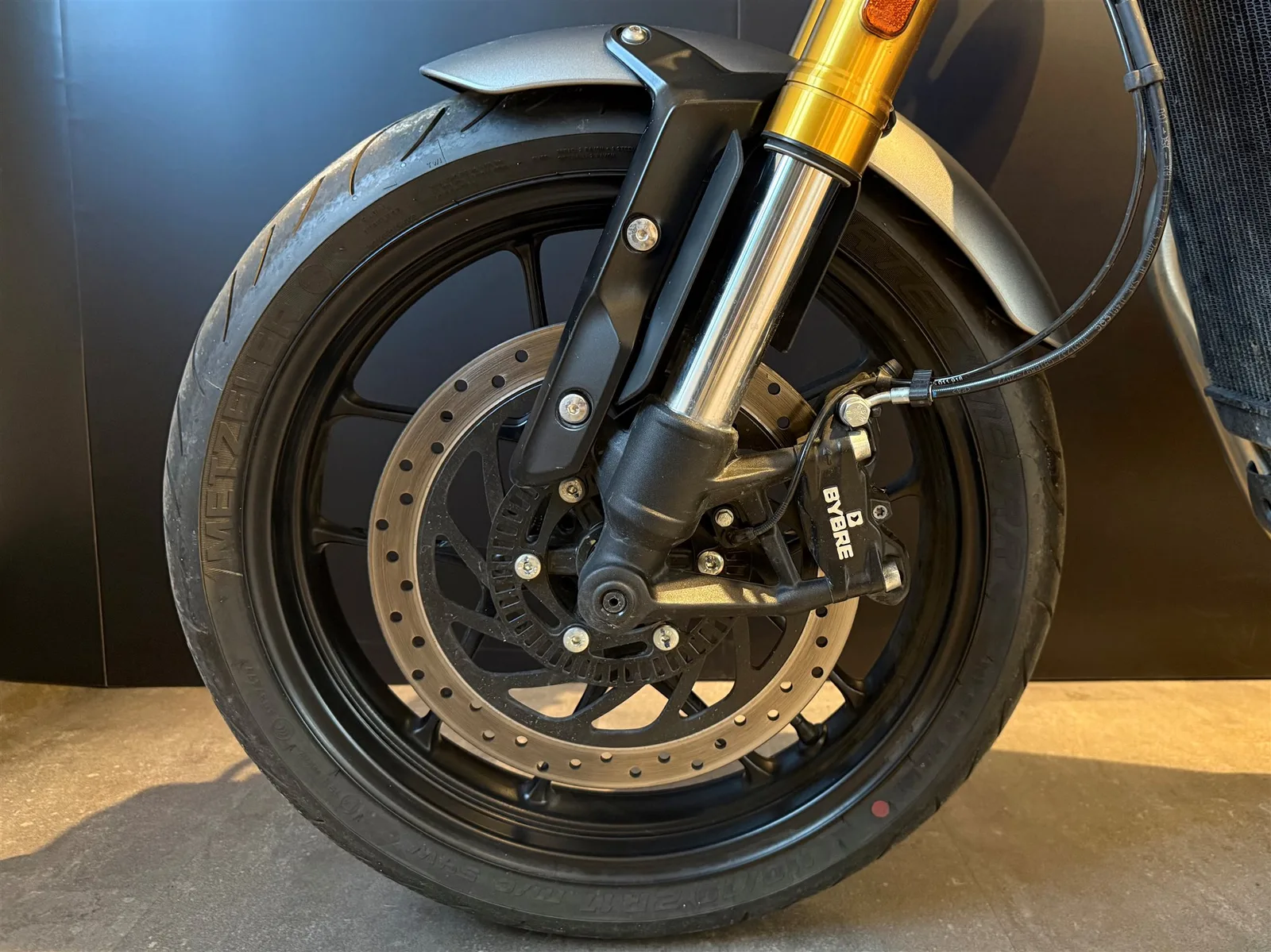 Triumph Speed 400