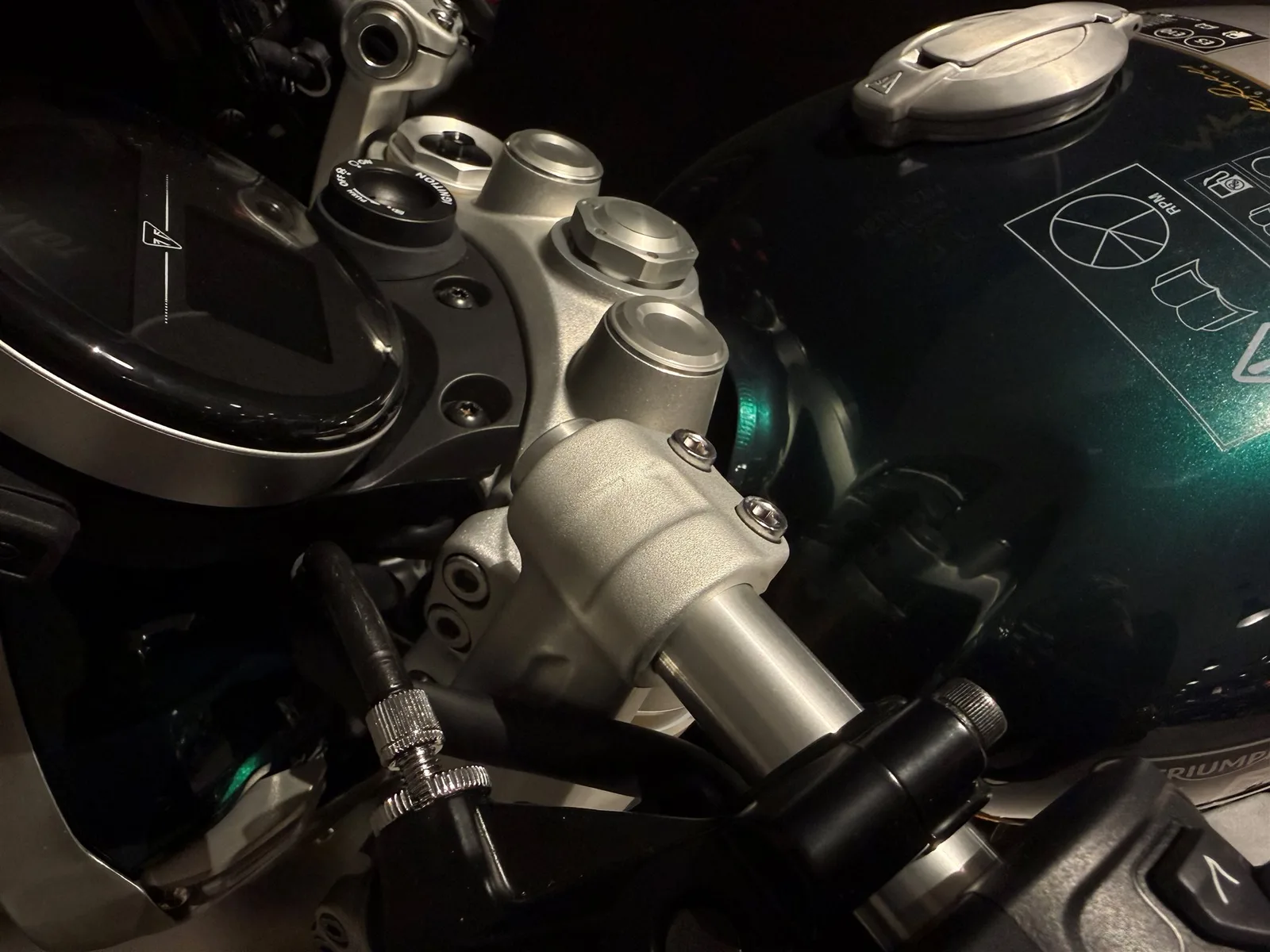 Triumph Speed Twin 1200 Cafe Racer Edition