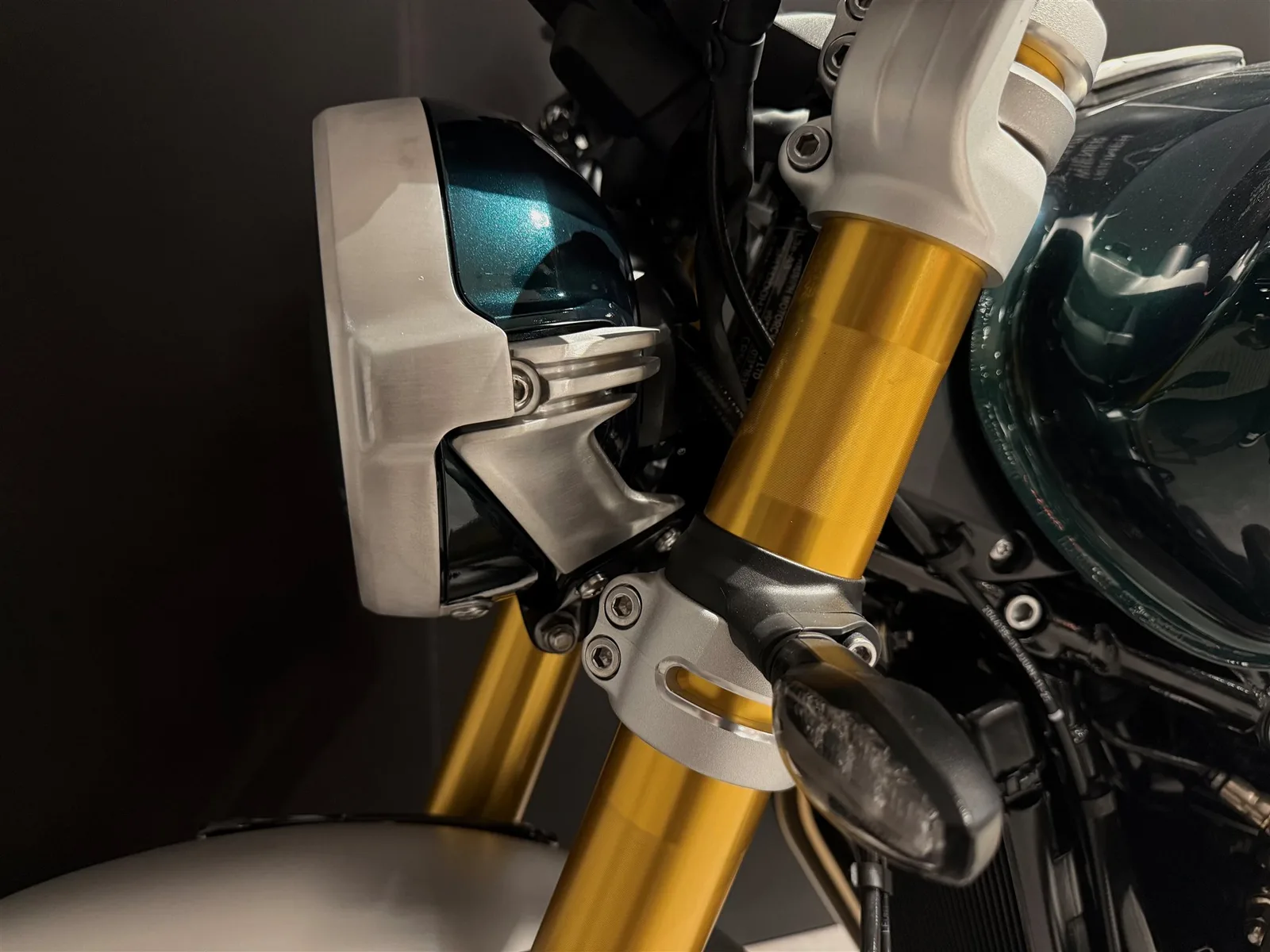 Triumph Speed Twin 1200 Cafe Racer Edition