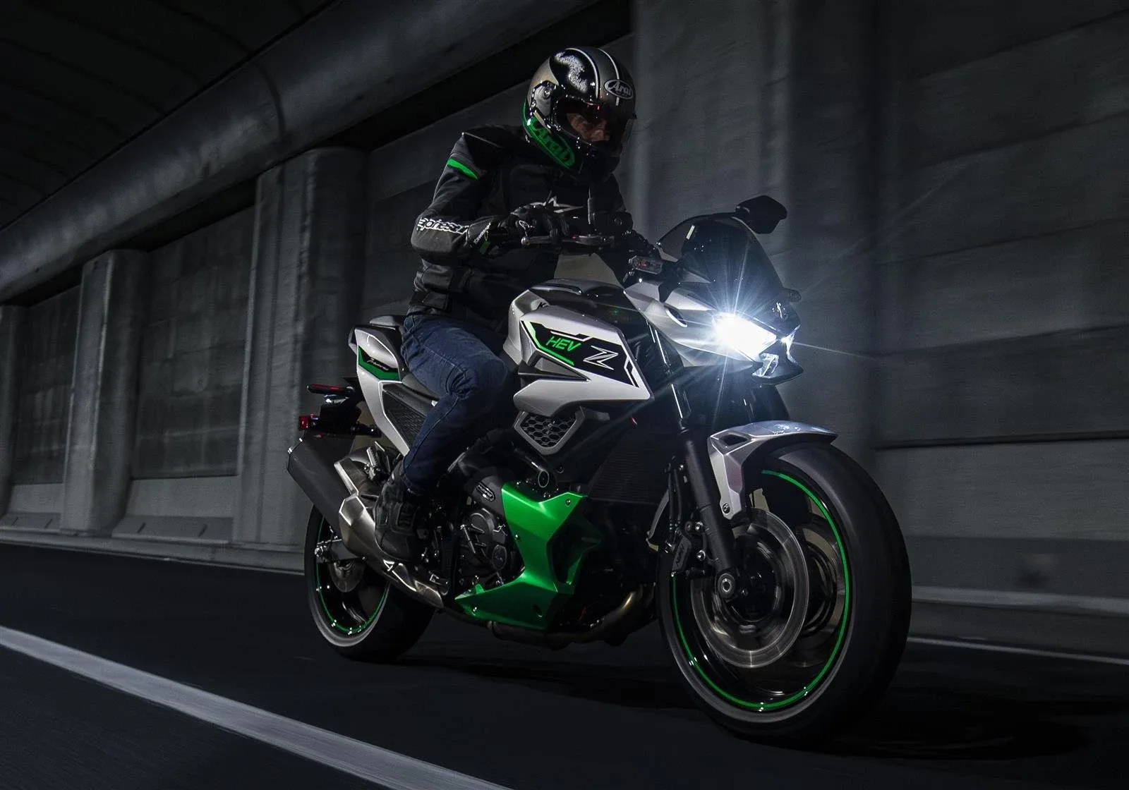 Kawasaki Z7 Hybrid