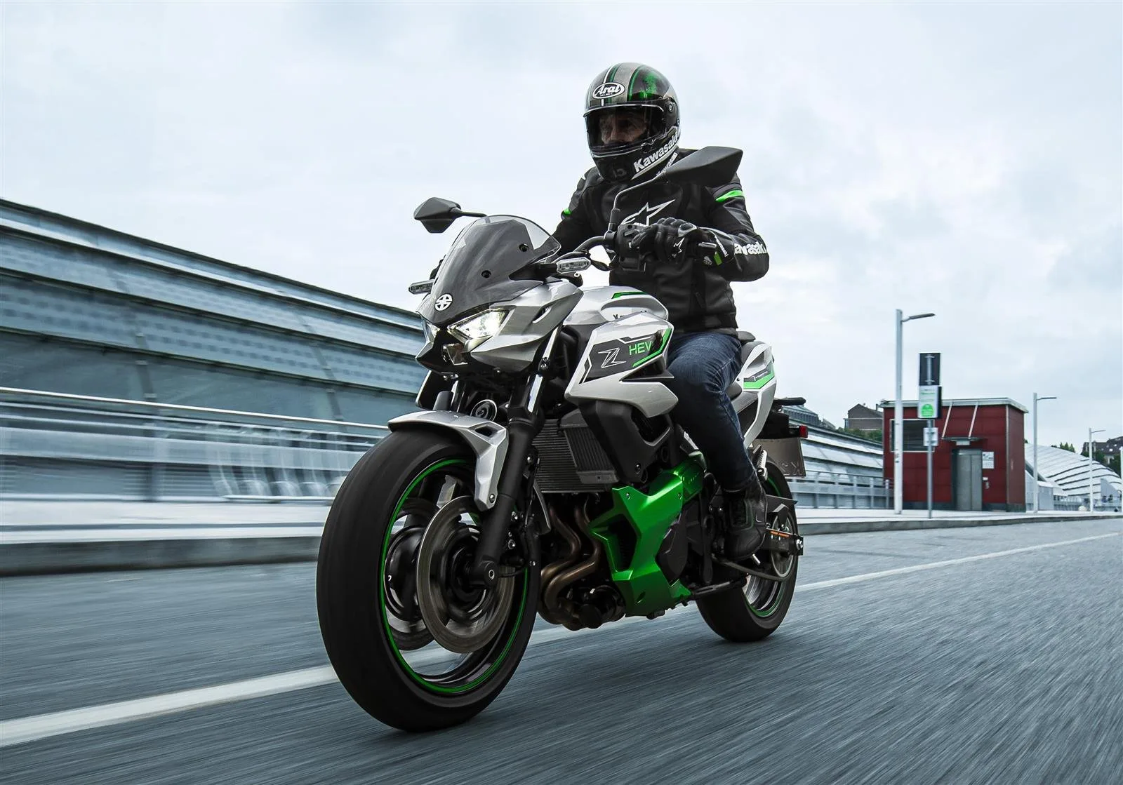 Kawasaki Z7 Hybrid