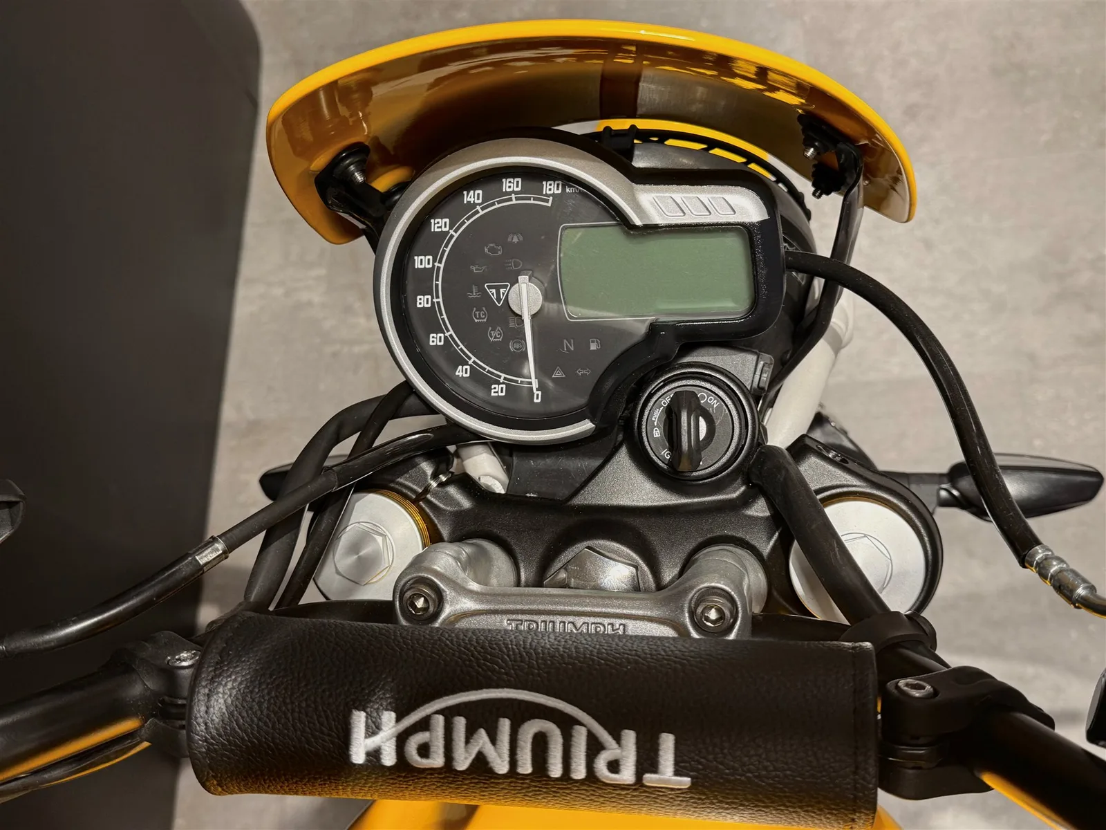 Triumph Scrambler 400 XC SOFORT VERFÜGBAR!