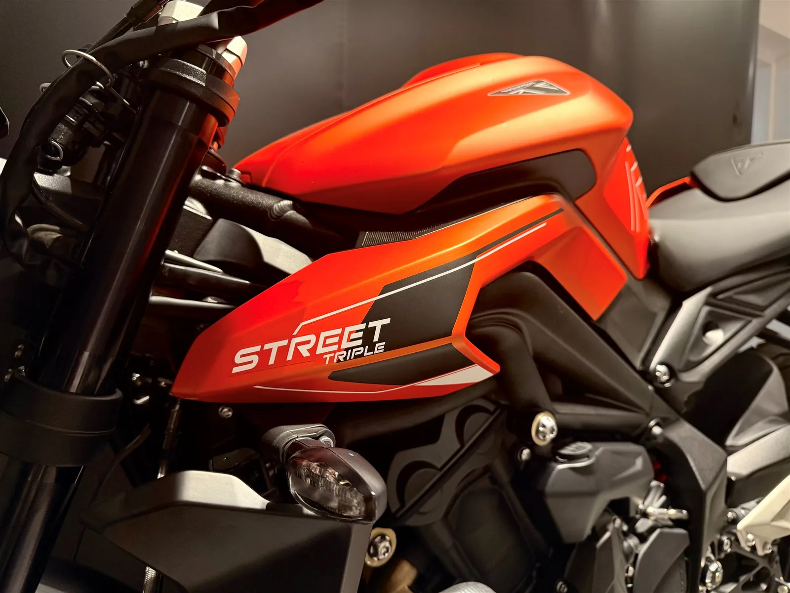 Triumph Street Triple 765 R AKTIONSPREIS, SOFORT VERFÜGBAR!