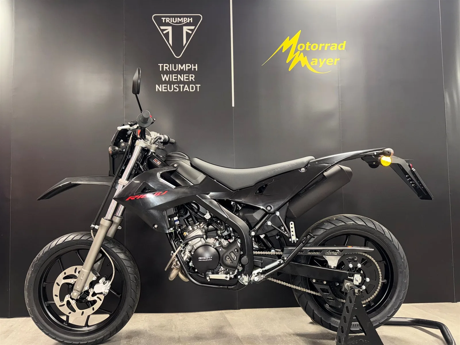 Rieju MRT 50 Custom LOW-VERSION MIT REDUZIERTER SITZHÖHE, SOFORT VERFÜGBAR!!!
