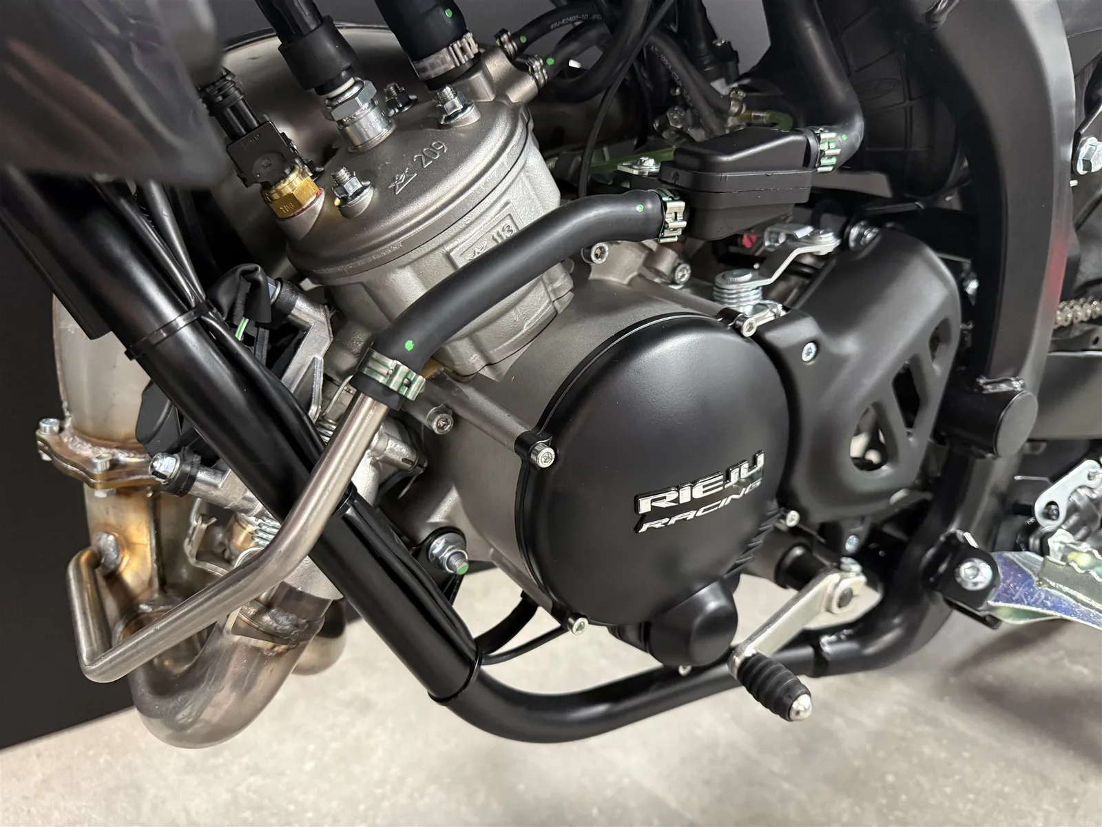 Rieju MRT 50 Custom LOW-VERSION MIT REDUZIERTER SITZHÖHE, SOFORT VERFÜGBAR!!!