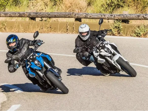 Yamaha XSR900