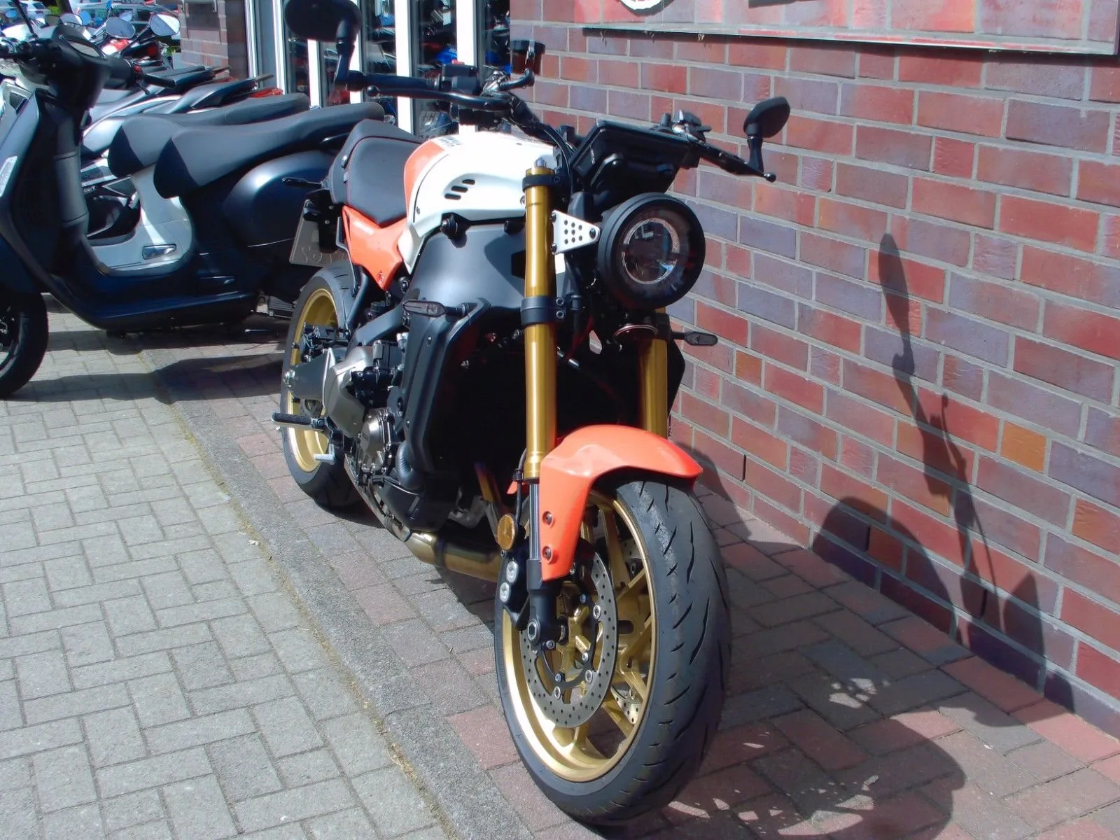 Yamaha XSR900