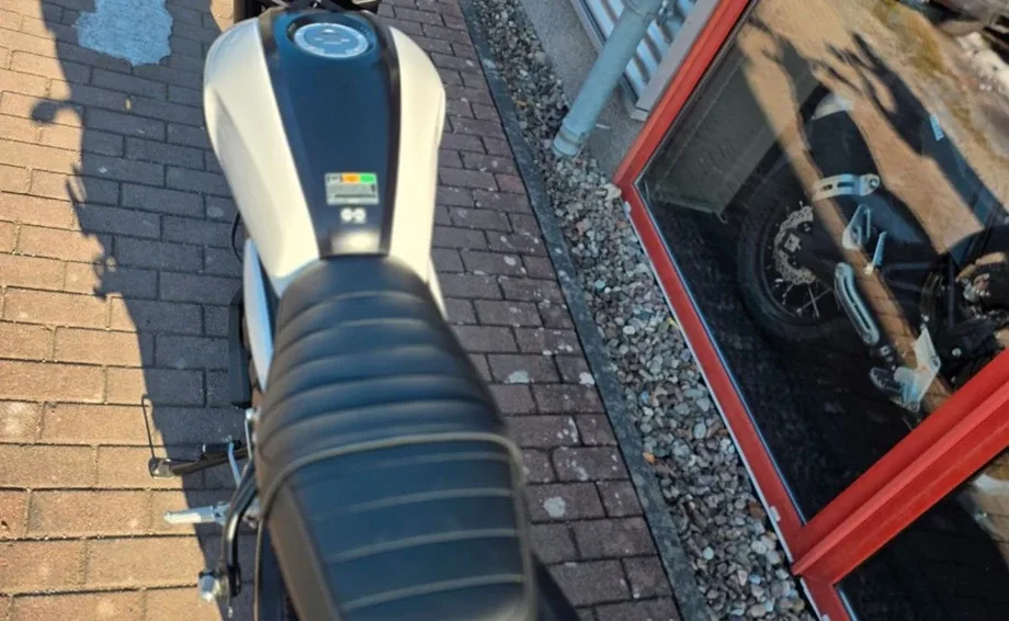 Yamaha XSR125