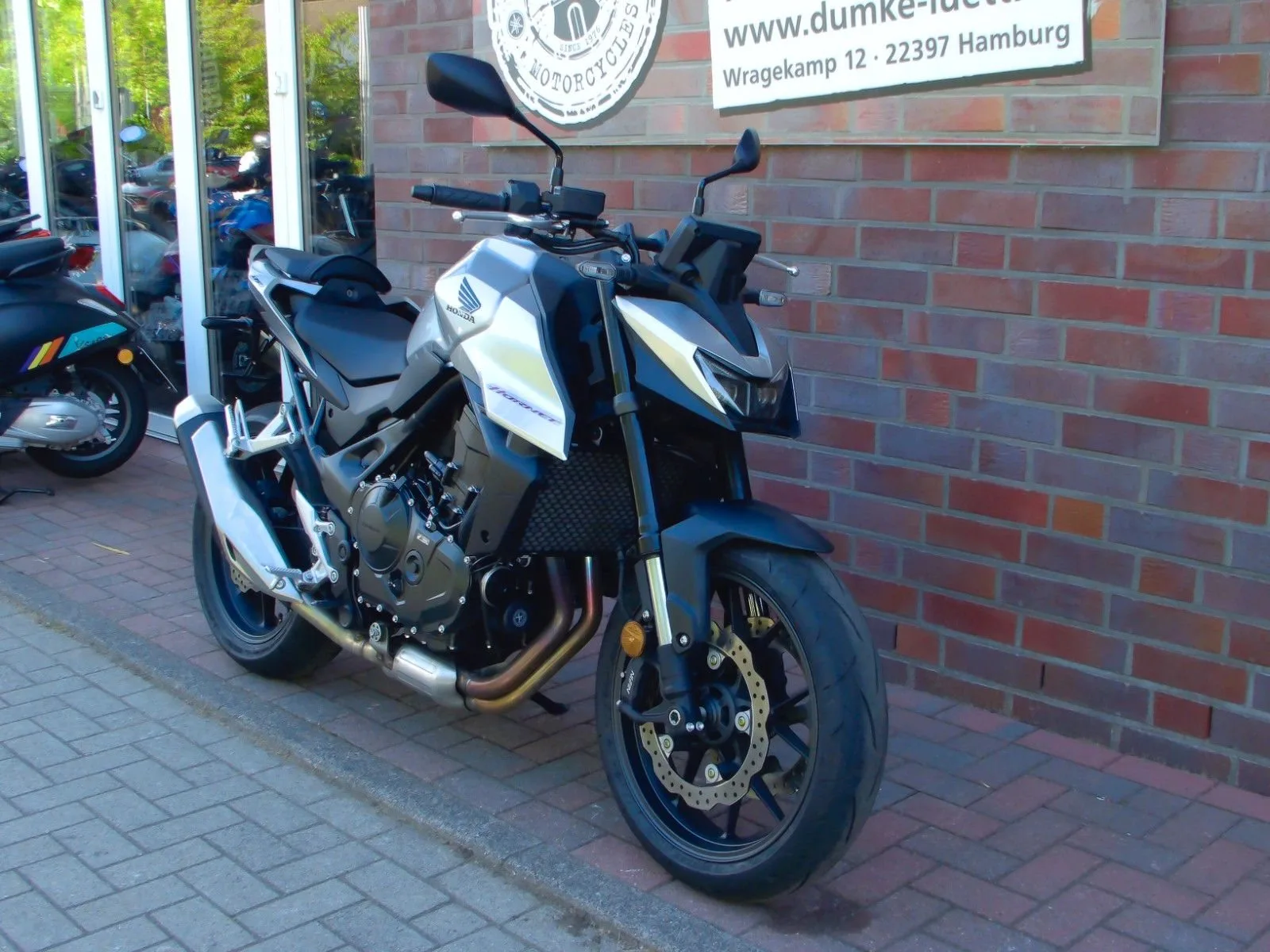 Honda CB750 Hornet CB 750 Hornet ABS \* 1. Hand \*
