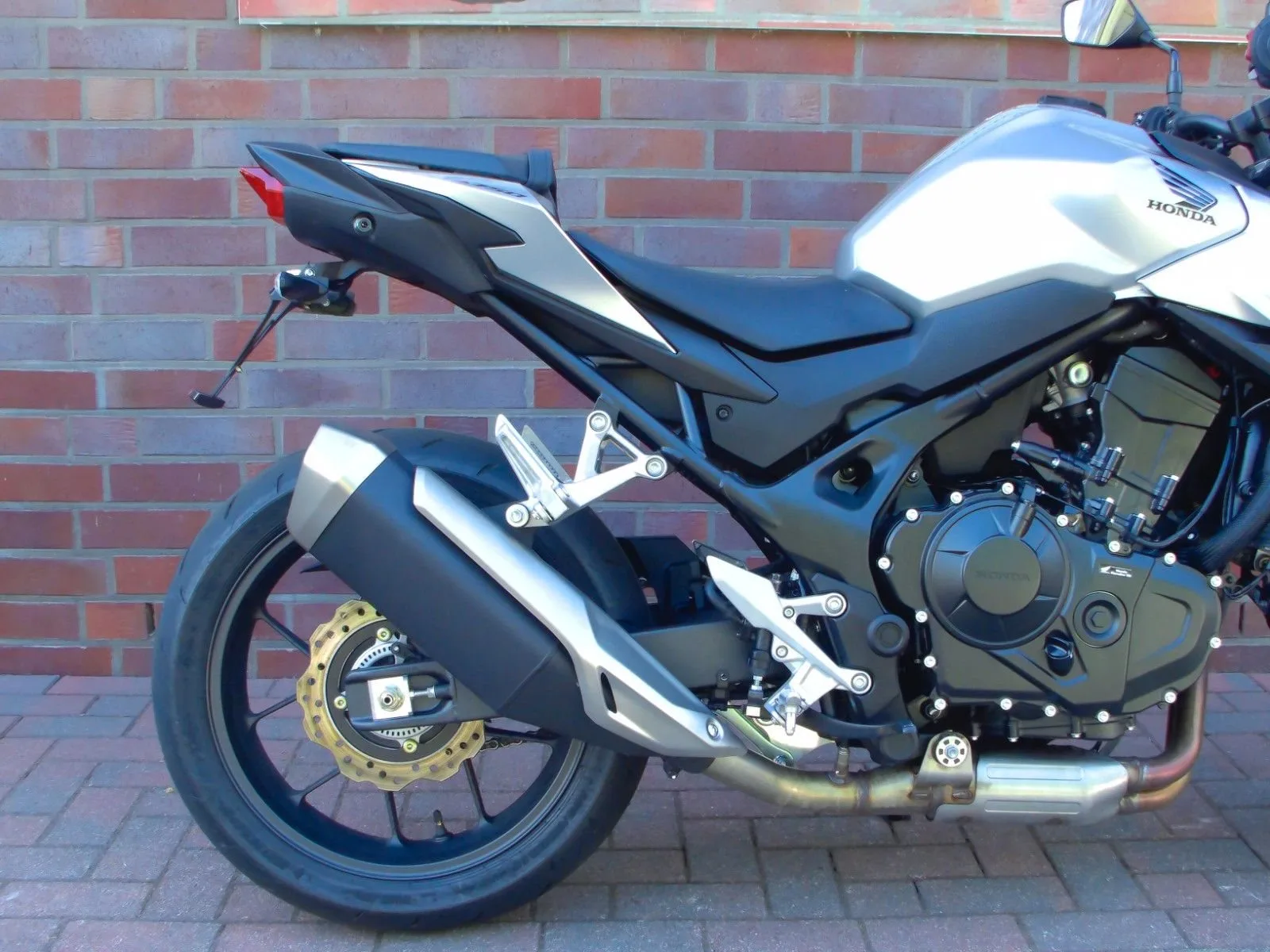 Honda CB750 Hornet CB 750 Hornet ABS \* 1. Hand \*