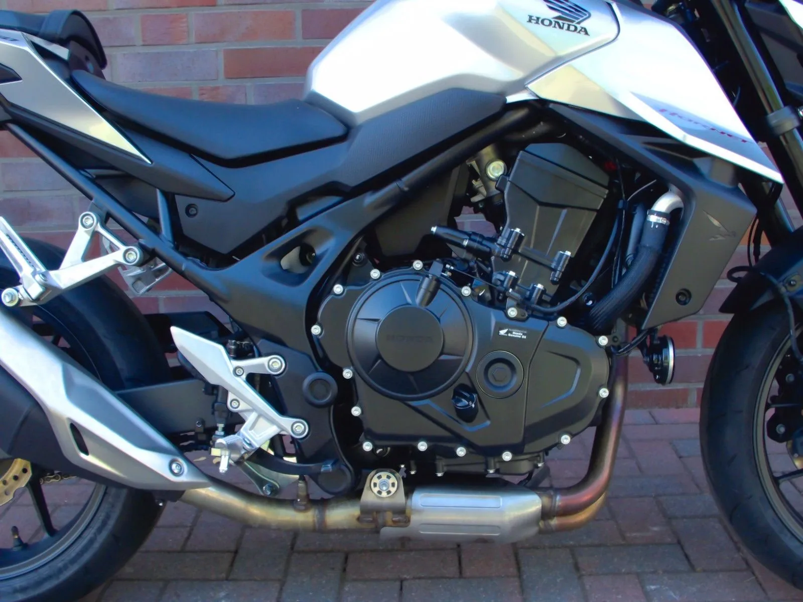 Honda CB750 Hornet CB 750 Hornet ABS \* 1. Hand \*